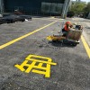 蘇州畫消防車道標線要求，昆山廠區消防黃線價格太倉馬路畫線價格